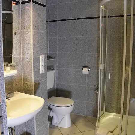 Boardinghaus Zu 3*