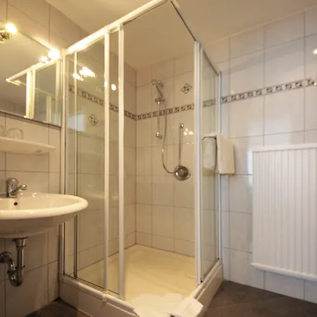 Boardinghaus Zu בית הארחה 3*