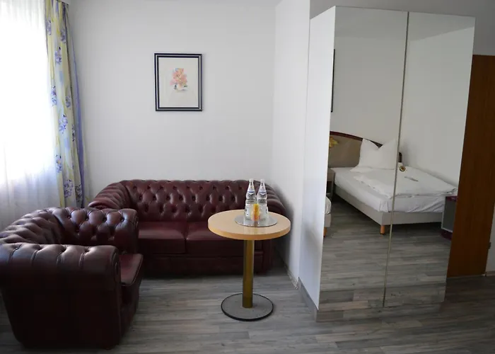 Boardinghaus Zu 3*